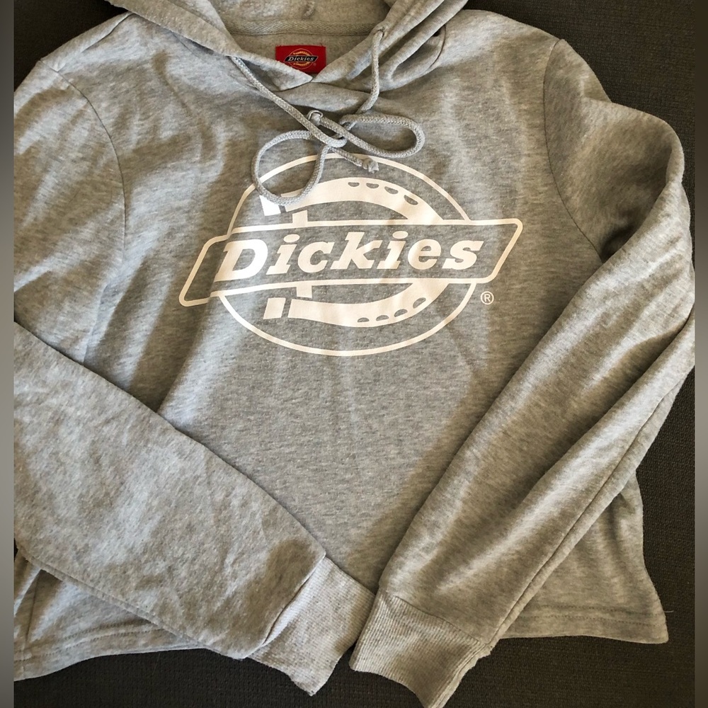 Cropped Dickies Sweatshirt